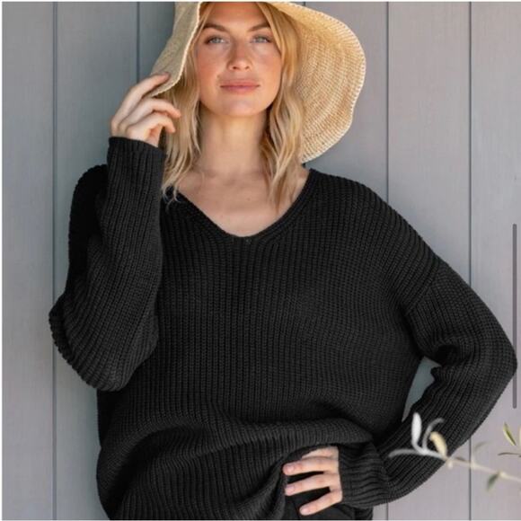 Jenni Kayne Charcoal V-Neck Sweater - Picture 11 of 11